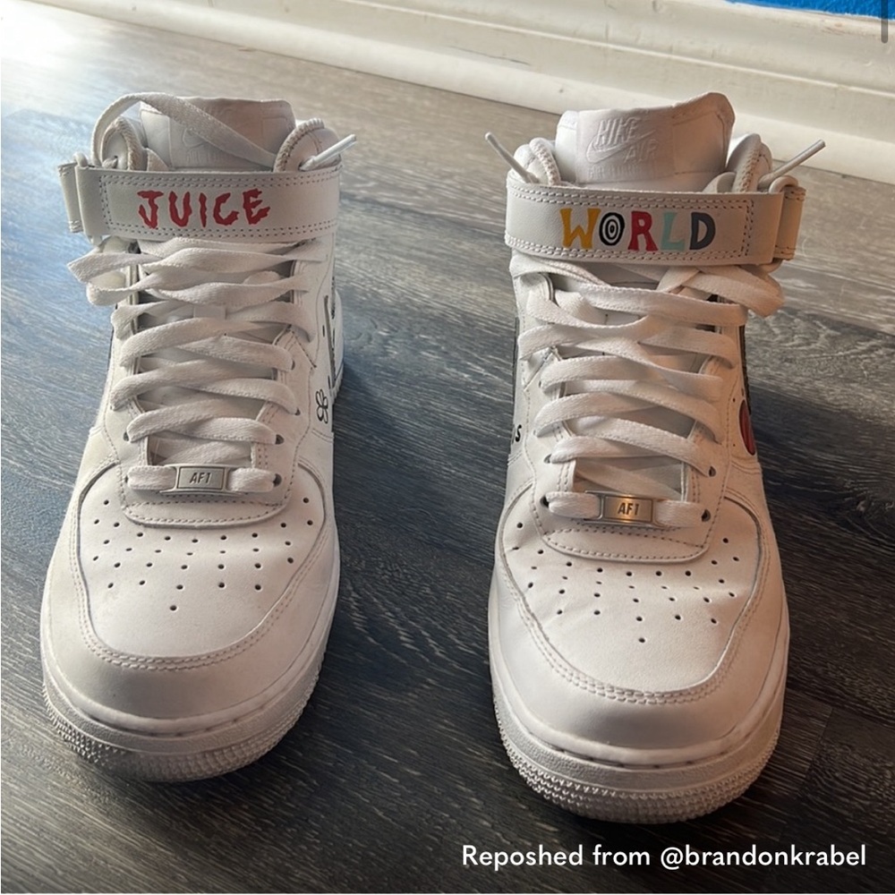 Customized Air Forces - Picture 2 of 3